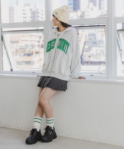 repipi armario(レピピ アルマリオ)の「デニムスソプリーツスカート(デニムスカート・キッズ・ブルー系その他/グレー・SMALL/MEDIUM/LARGE)」の20枚目の写真