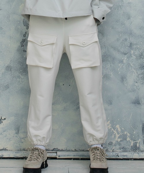 S'more(スモア)の「WATER REPELLING STRETCH PARACHUTE PANTS(カーゴパンツ・レディース・カーキ/ベージュ/ホワイト・SMALL/MEDIUM/LARGE/X-LARGE)」の2枚目の写真