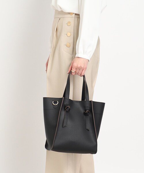 SHOO・LA・RUE(シューラルー)の「◆【2WAY】ノットハンドル トートバッグ(トートバッグ・レディース・グレー/ブラック/アイボリー/イエロー・00)」の7枚目の写真