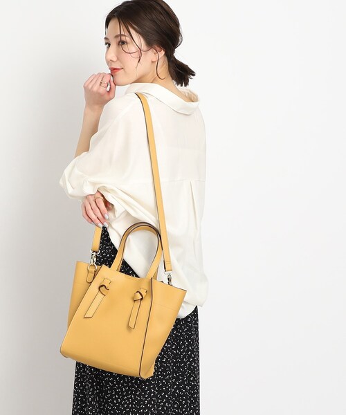 SHOO・LA・RUE(シューラルー)の「◆【2WAY】ノットハンドル トートバッグ(トートバッグ・レディース・グレー/ブラック/アイボリー/イエロー・00)」の9枚目の写真