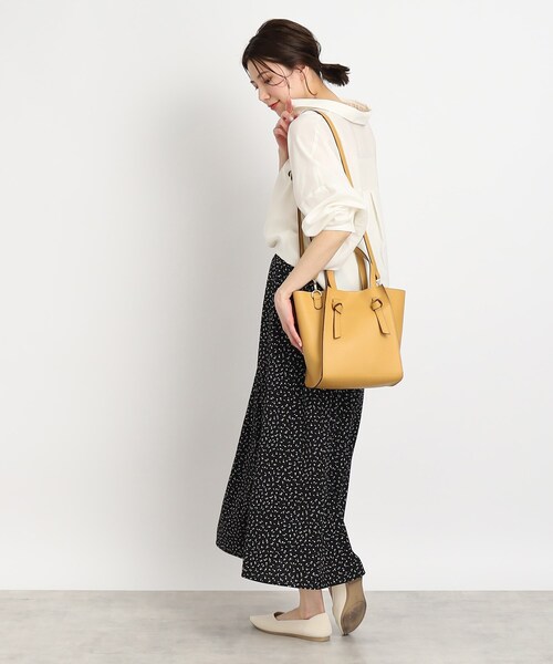 SHOO・LA・RUE(シューラルー)の「◆【2WAY】ノットハンドル トートバッグ(トートバッグ・レディース・グレー/ブラック/アイボリー/イエロー・00)」の14枚目の写真