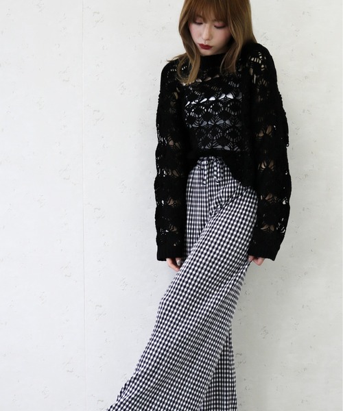 Per sist ence（パーシエンス）の「Per sist ence/パーシエンス　デザイン透かしレース編み２WAYカーディガン（カーディガン/ボレロ・レディース・ブラック/パープル/アイボリー・FREE）」の4枚目の写真