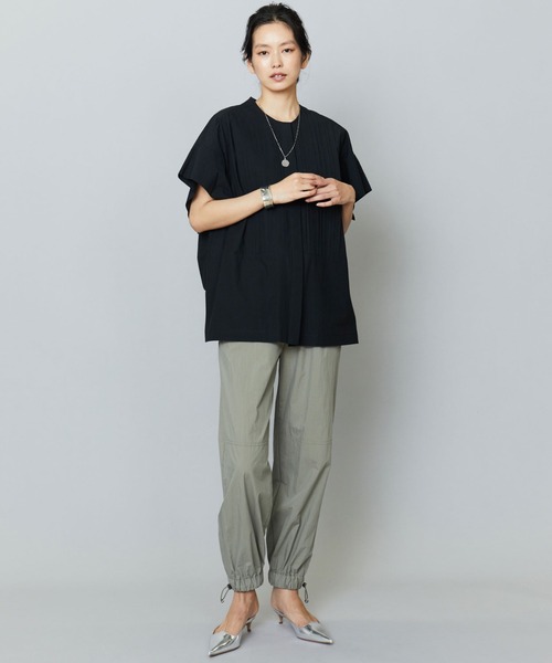 1er Arrondissement(プルミエアロンディスモン)の「タイプライタータックプリーツシャツ(シャツ/ブラウス・レディース・ブラック/オフホワイト・36/38)」の9枚目の写真