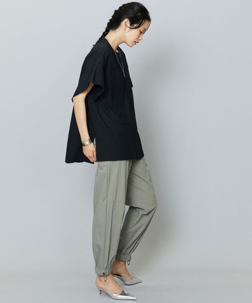 1er Arrondissement(プルミエアロンディスモン)の「タイプライタータックプリーツシャツ(シャツ/ブラウス・レディース・ブラック/オフホワイト・36/38)」の11枚目の写真