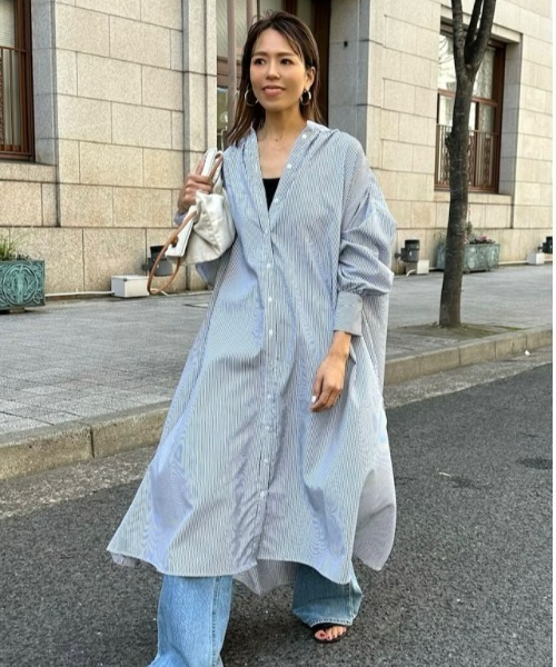 ulu(ウル)の「Stripe gather long dress(ワンピース・レディース・ネイビー・FREE)」の1枚目の写真