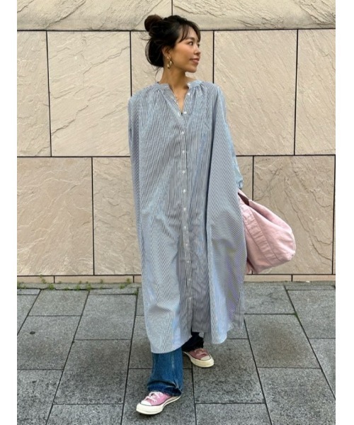ulu(ウル)の「Stripe gather long dress(ワンピース・レディース・ネイビー・FREE)」の2枚目の写真