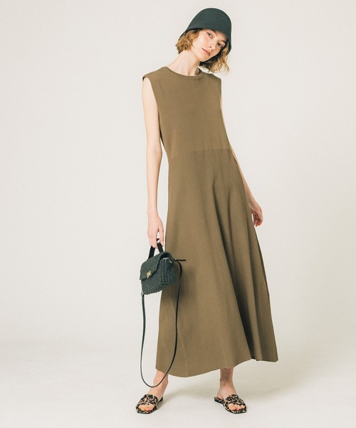 ターコイズ ノースリーブ ニットワンピース Vネック ノースリーブニットワンピース（ワンピース）｜JENNE