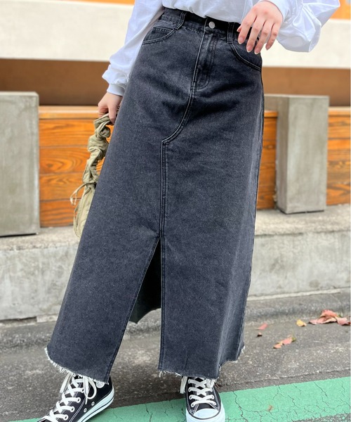 mi via loca（ミヴィアロカ）の「フロントスリットデニムマキシスカート（デニムスカート・レディース・ブラック/ライトブルー・FREE）」の3枚目の写真