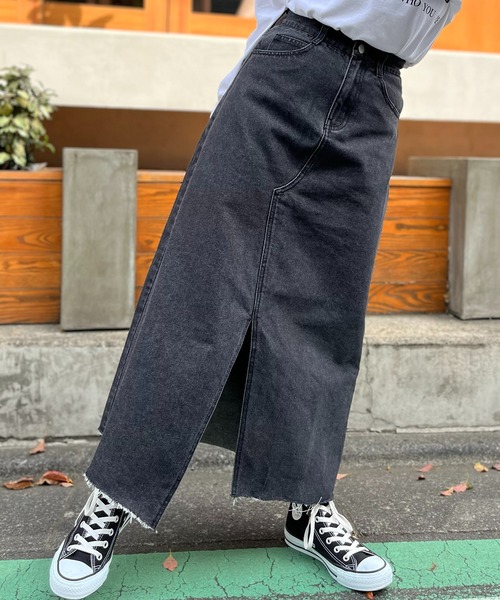 mi via loca（ミヴィアロカ）の「フロントスリットデニムマキシスカート（デニムスカート・レディース・ブラック/ライトブルー・FREE）」の5枚目の写真