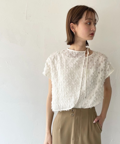 CLEIO(クレイオ)の「【CLEIO】フリンジジョーゼットレイヤーブラウス(シャツ/ブラウス・レディース・ブラック/アイボリー・FREE)」の4枚目の写真