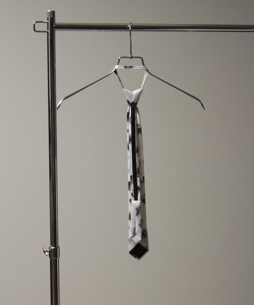Art re A select（アトリエセレクト）の「Easy Adjuster Mode Printed Tie/イージーアジャスター モードプリントネクタイ（ネクタイ・メンズ・ホワイト/ブラック/ブラック系その他・FREE）」の10枚目の写真