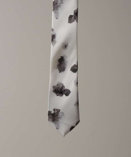 Art re A select（アトリエセレクト）の「Easy Adjuster Mode Printed Tie/イージーアジャスター モードプリントネクタイ（ネクタイ・メンズ・ホワイト/ブラック/ブラック系その他・FREE）」の11枚目の写真