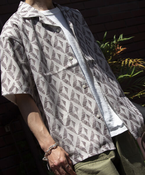 GLOSTER（グロスター）の「【GLOSTER/グロスター】ジオメトリック柄 オープンカラーシャツ メッシュシャツ（シャツ/ブラウス・メンズ・ブラック/ネイビー/ホワイト・S/M/L）」の5枚目の写真