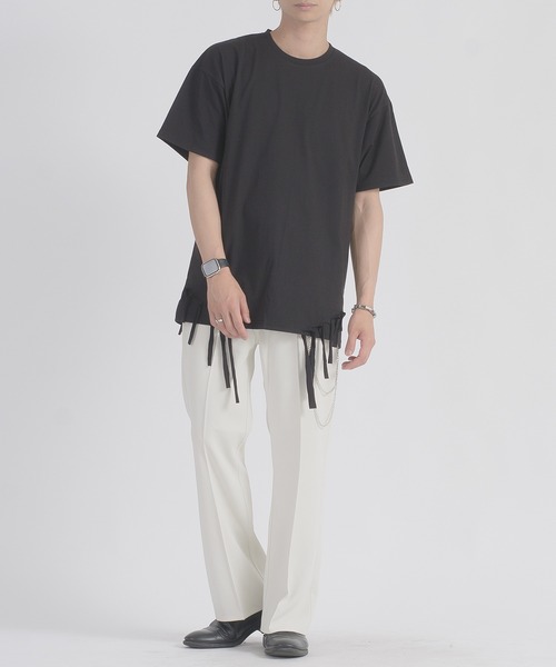 REGIEVO(レジエボ)の「REGIEVO フリンジヘムTシャツ(Tシャツ/カットソー・メンズ・ブラック/オフホワイト・MEDIUM/LARGE)」の4枚目の写真