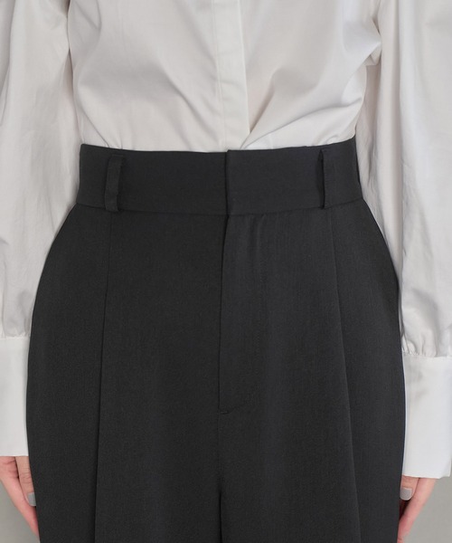 VIS（ビス）の「【防シワ・洗える】パウダリーツイルストレートパンツ（スラックス・レディース・チャコールグレー/ブラック/ピンク・L/M/S）」の19枚目の写真