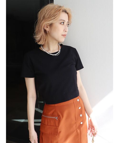 MURUA（ムルーア）の「サークルバックコンパクトカットソー（Tシャツ/カットソー・レディース・ブラック/パープル・FREE）」の3枚目の写真