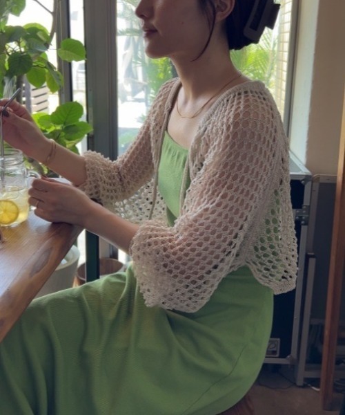 Shelly island（シェリーアイランド）の「メッシュショートカーディガン（ニット/セーター・レディース・ブラック/オフホワイト・FREE）」の20枚目の写真