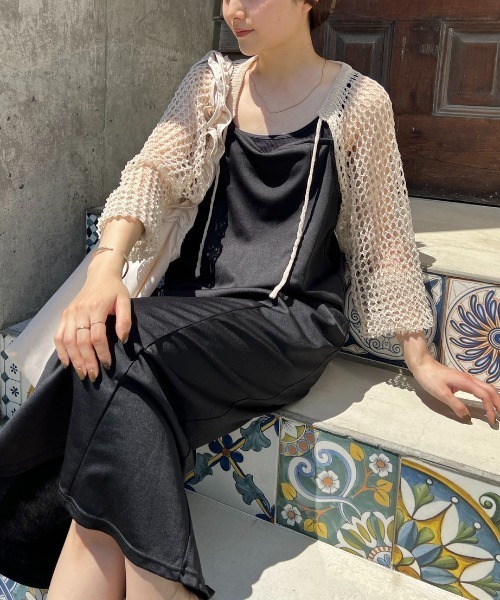 Shelly island（シェリーアイランド）の「メッシュショートカーディガン（ニット/セーター・レディース・ブラック/オフホワイト・FREE）」の12枚目の写真