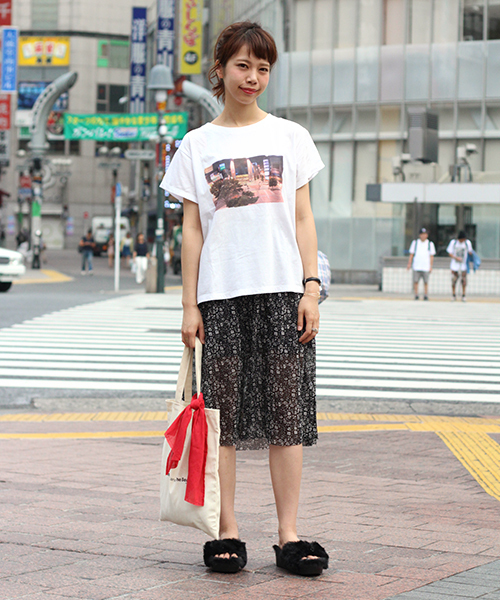 Kastane（カスタネ）の「【Kastane×バケモノの子】人間界プリントTシャツ（Tシャツ/カットソー・レディース・ホワイト・FREE）」の10枚目の写真