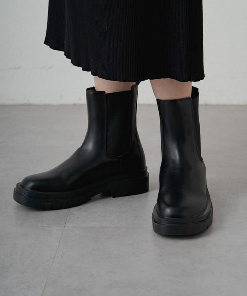 PUAL CE CIN（ピュアルセシン）の「サイドゴアブーツ（ブーツ・レディース・ブラック・LARGE/SMALL/MEDIUM）」の4枚目の写真