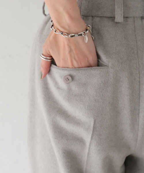 SEEALL(シーオール)の「【SEEALL / シーオール】4 TUCK パンツ(スラックス・レディース・チャコールグレー・MEDIUM)」の11枚目の写真