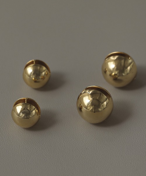 voov（ブーブ）の「ワンタッチ メタル ボール ポイント ピアス 大きめ（ピアス（両耳用）・レディース・ゴールド/シルバー・フリー）」の7枚目の写真