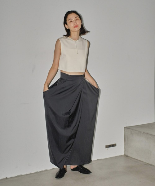 TODAYFUL(トゥデイフル)の「Satin Drape Skirt(スカート・レディース・アイボリー/インディゴブルー・36inch/38inch)」の5枚目の写真