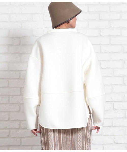 Settimissimo（セッティミッシモ）の「スポンジリバー ランタンスリーブ クルーネック プルオーバー（スウェット・レディース・ブラック/アイボリー・FREE）」の13枚目の写真