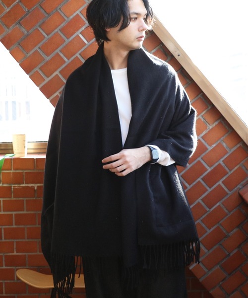 ８(eight)（エイト）の「ポケット付き無地ポンチョ（ポンチョ・メンズ・チャコールグレー/ベージュ/ネイビー/レッド/ワイン/ブラック・FREE）」の2枚目の写真