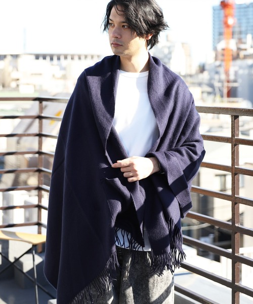 ８(eight)（エイト）の「ポケット付き無地ポンチョ（ポンチョ・メンズ・チャコールグレー/ベージュ/ネイビー/レッド/ワイン/ブラック・FREE）」の19枚目の写真