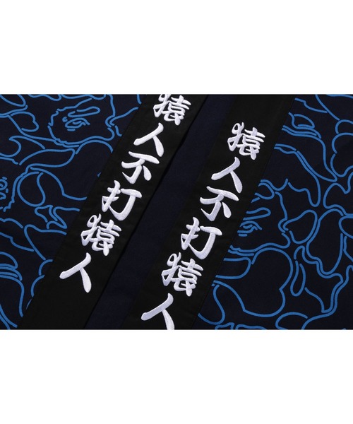 A BATHING APE（アベイシングエイプ）の「BAPE 30TH ANNIV. SHARK