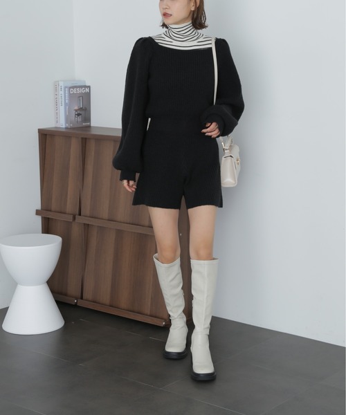 FREE'S MART（フリーズマート）の「スクエアネックリブニットロンパース（ワンピース・レディース・ブラック/モカ/オフホワイト・MEDIUM/SMALL）」の6枚目の写真