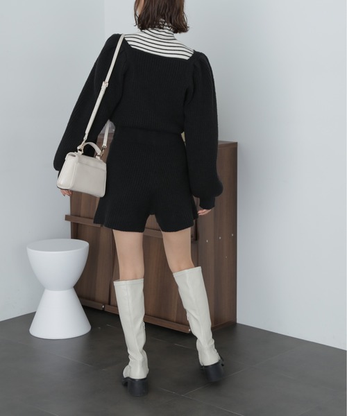 FREE'S MART（フリーズマート）の「スクエアネックリブニットロンパース（ワンピース・レディース・ブラック/モカ/オフホワイト・MEDIUM/SMALL）」の8枚目の写真