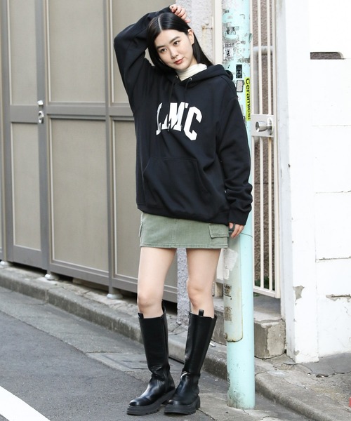 LMCの「【UNISEX】LMC/ARCH OG フーディー (裏起毛)2983610(パーカー・レディース・ブラック/ライトグレー・MEDIUM/LARGE/X-LARGE)」の6枚目の写真