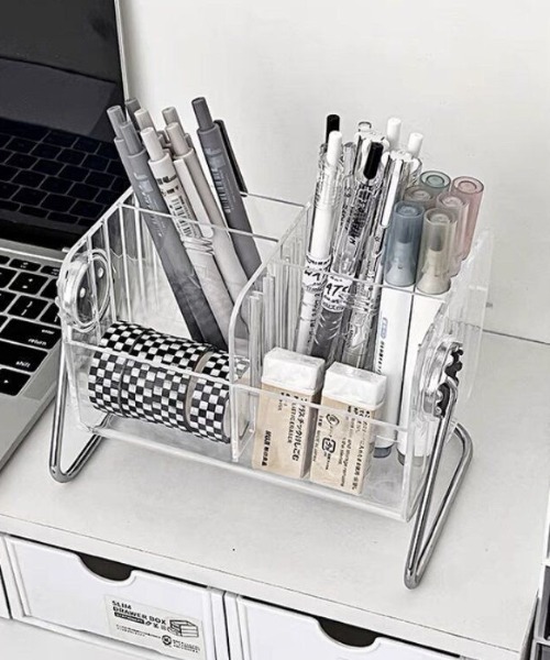 Made in I（メイドインアイ）の「回転式アクリルコスメディスプレイケース（収納グッズ・レディース・クリア・FREE）」の13枚目の写真