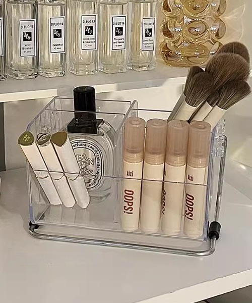 回転式アクリルコスメディスプレイケース（収納グッズ）｜Made in I