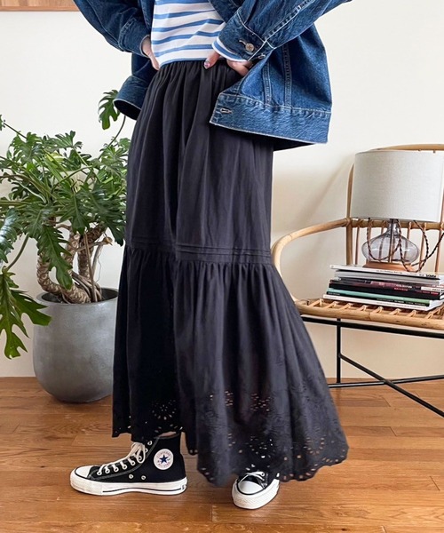 LOWRYS FARM(ローリーズファーム)の「スカラップボリュームスカート 100507(スカート・レディース・チャコールグレー/ブラック/ホワイト・FREE)」の9枚目の写真
