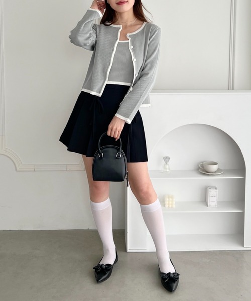 Loueme(ルエム)の「バイカラーリブキャミソール+カーディガンセット(カーディガン/ボレロ・レディース・ホワイト/ピンク/ブラック/グレー・FREE)」の11枚目の写真