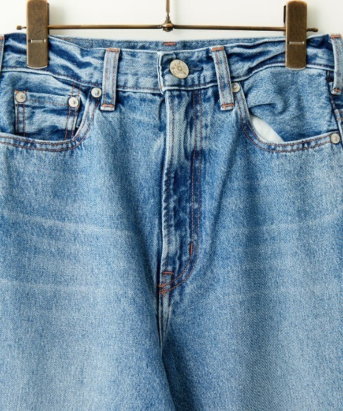 NEEDBY heritage（ニードバイヘリテージ）の「[NEEDBY heritage/ニ―ドバイヘリテージ] LUNA ハイライズルーズストレートデニム（デニムパンツ・レディース・ライトインディゴブルー・23/24/25/26）」の9枚目の写真
