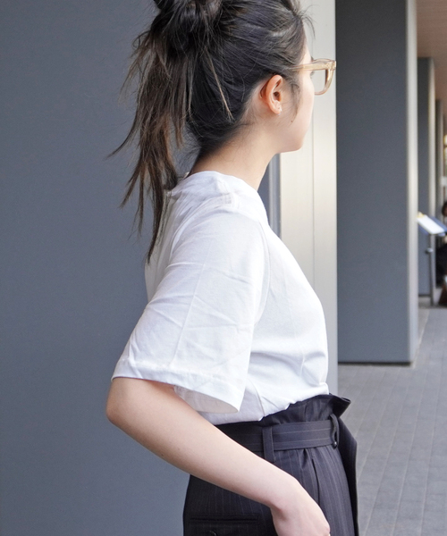 NIKE（ナイキ）の「【NIKE/ ナイキ】Tシャツ（Tシャツ/カットソー・レディース・ホワイト・FREE）」の2枚目の写真