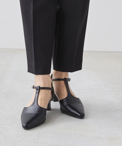 menue（メヌエ）の「【 新色追加 】Tストラップ 変形ヒール パンプス（パンプス・レディース・ブラック/アイボリー/ベージュ/シルバー・23.0cm/22.5cm/22.0cm/21.5cm/26.0cm/25.5cm/25.0cm/24.5cm/24.0cm/23.5cm）」の15枚目の写真