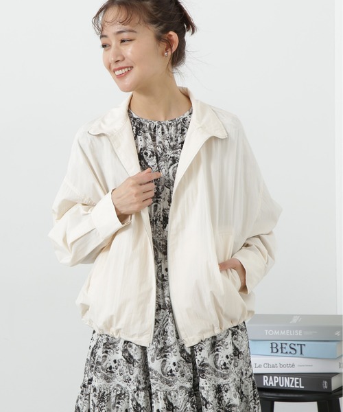 N.(N. Natural Beauty Basic)(エヌエヌナチュラルビューティーベーシック)の「◆ドロストジップブルゾン(ブルゾン・レディース・オフホワイト/グレー/ブルー・MEDIUM)」の1枚目の写真