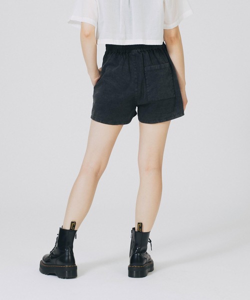 X-girl（エックスガール）の「PIGMENT DYED EASY SHORTS（その他パンツ・レディース・ブラック/オリーブ/レッド・XS/S/M）」の5枚目の写真