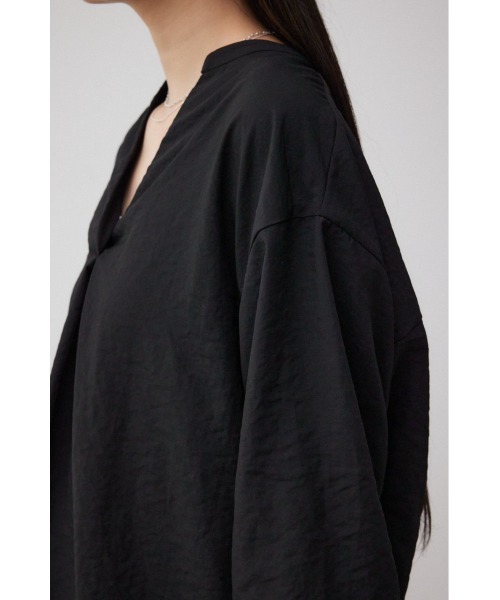 AZUL by moussy(アズールバイマウジー)の「ルーズスキッパーシャツ(Tシャツ/カットソー・レディース・アイボリー/ブルー系その他3/ブラック・SMALL/MEDIUM)」の21枚目の写真