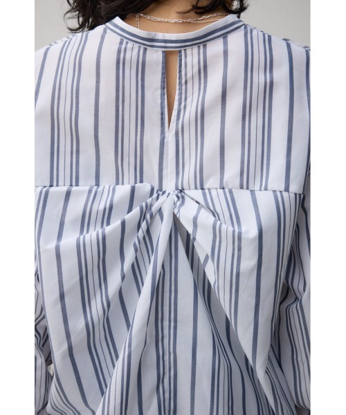 AZUL by moussy(アズールバイマウジー)の「ルーズスキッパーシャツ(Tシャツ/カットソー・レディース・アイボリー/ブルー系その他3/ブラック・SMALL/MEDIUM)」の12枚目の写真