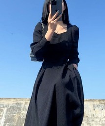 シックなロング丈Aラインワンピース