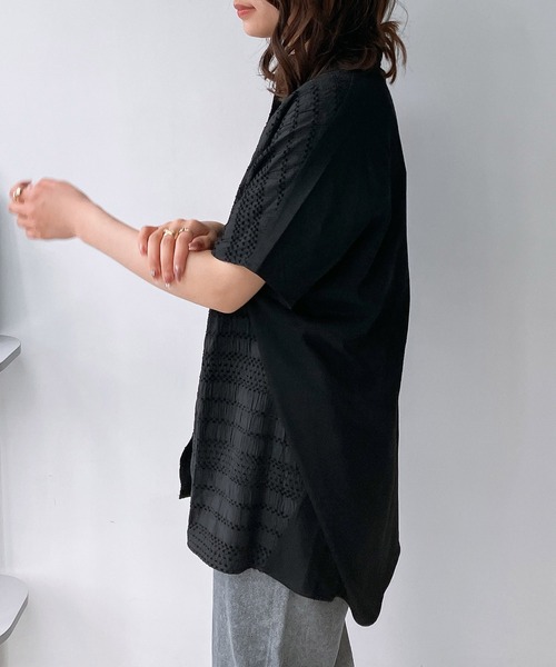 AS KNOW AS plus（アズノゥアズプラス）の「◎カットソー切り替えシャツチュニック（チュニック・レディース・ネイビー系/ブラック系/グリーン系・FREE）」の6枚目の写真