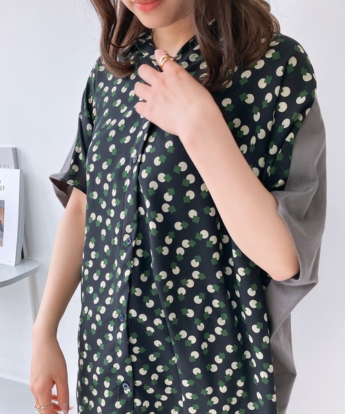 AS KNOW AS plus（アズノゥアズプラス）の「◎カットソー切り替えシャツチュニック（チュニック・レディース・ネイビー系/ブラック系/グリーン系・FREE）」の20枚目の写真