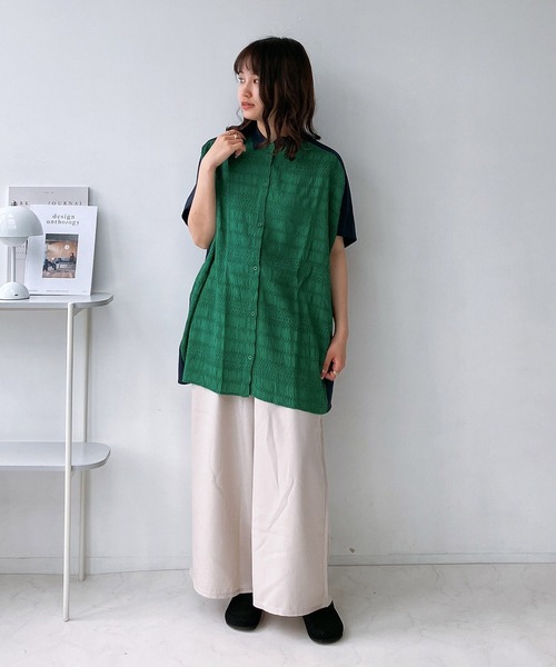 AS KNOW AS plus（アズノゥアズプラス）の「◎カットソー切り替えシャツチュニック（チュニック・レディース・ネイビー系/ブラック系/グリーン系・FREE）」の17枚目の写真