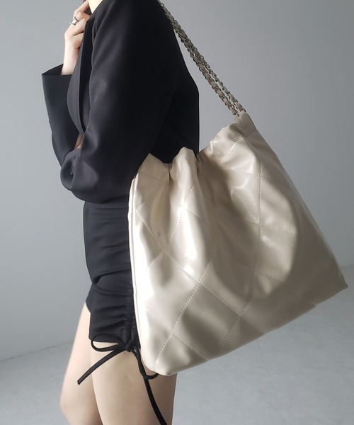 セール】【 2color 】キルティングチェーントートショルダーバッグ